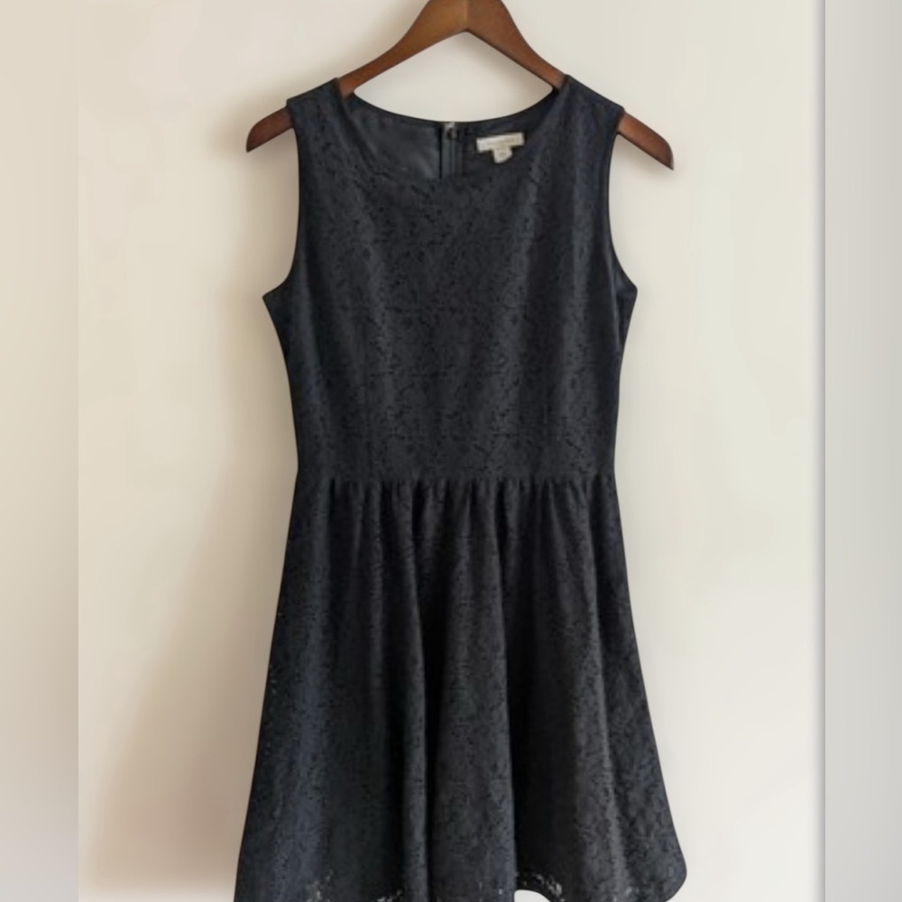 GARNETT HILL EYELIT LACE MINI BLACK FIT FLARE WITH SLIP BUILD UNDER IT DRESS 12